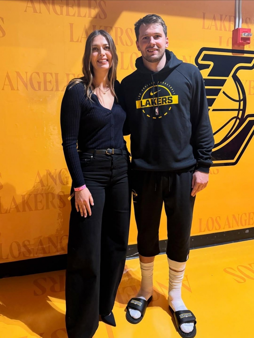 'Búp bê Nga' Sharapova vai kề vai cựu cầu thủ Real Madrid vừa li thân 807784