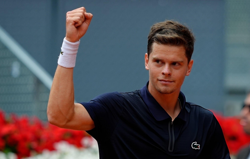 Em 'cùng cha khác ông nội' của Milos Raonic tạo địa chấn ở Madrid Open 2026 829006