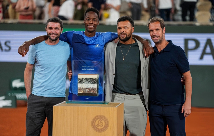 Stan Wawrinka, Gael Monfils nói lời tạm biệt Roland Garros 838859